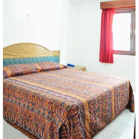Highfive Guest House Паттая Номер фото